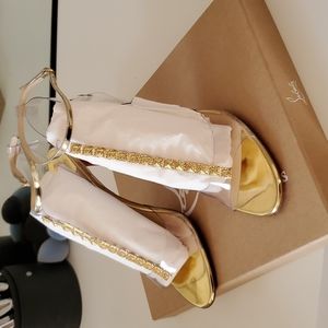 Christian Louboutin Gold Sandal Size 40